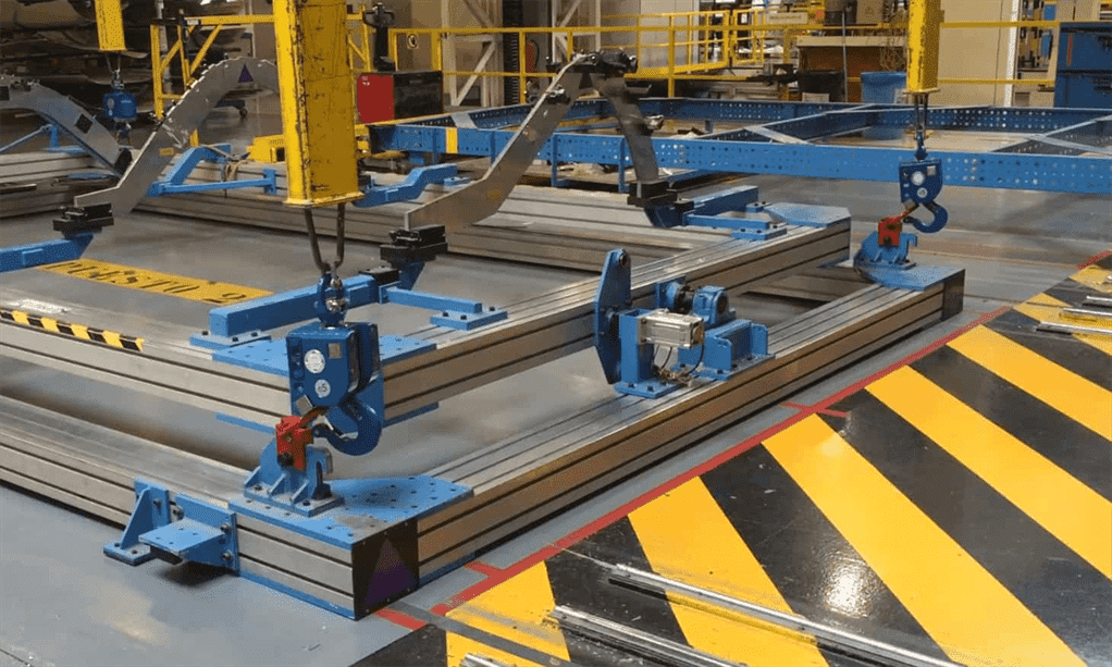 assembling-aerospace